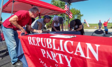 Poll Shows GOP Voters in Alabama Favor Economic Issues Over Culture Wars