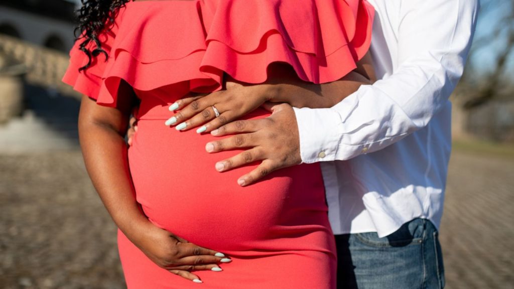 Bipartisan resolution aims to protect Black mothers through expanded prenatal screening