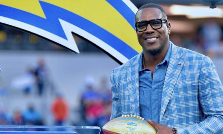 Chargers Fall Short to Colts 38-24 as Antonio Gates Honored at Halftime