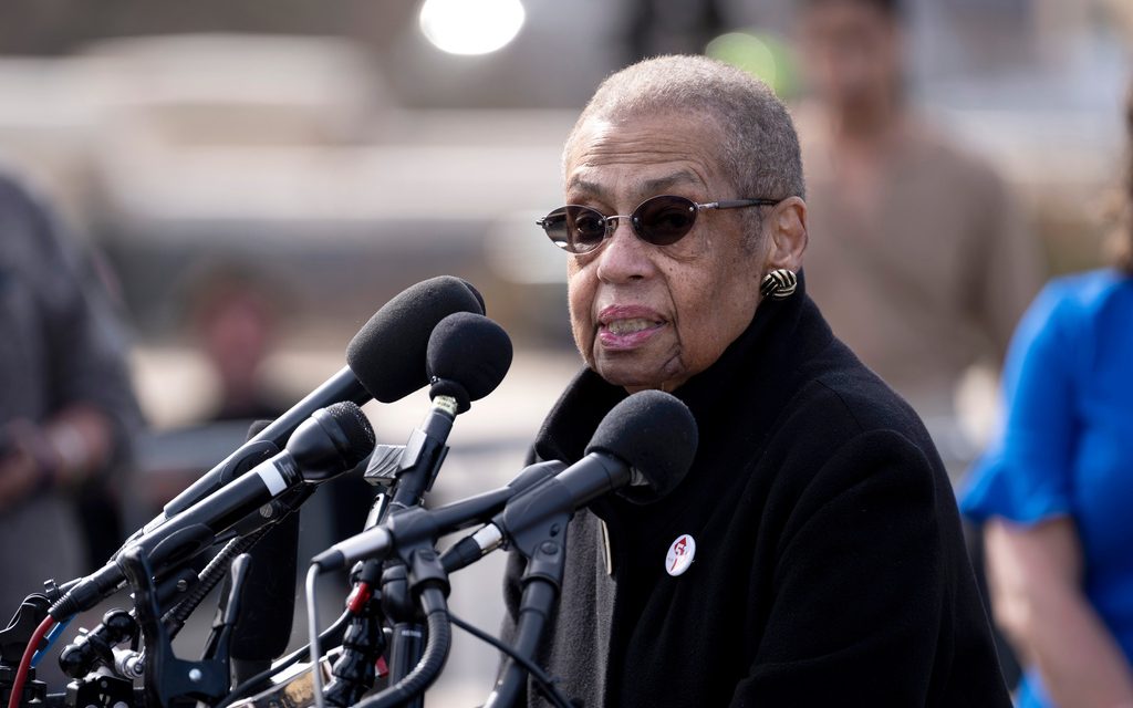 White House intervention in D.C. prompts calls for its 18-term House delegate to step down