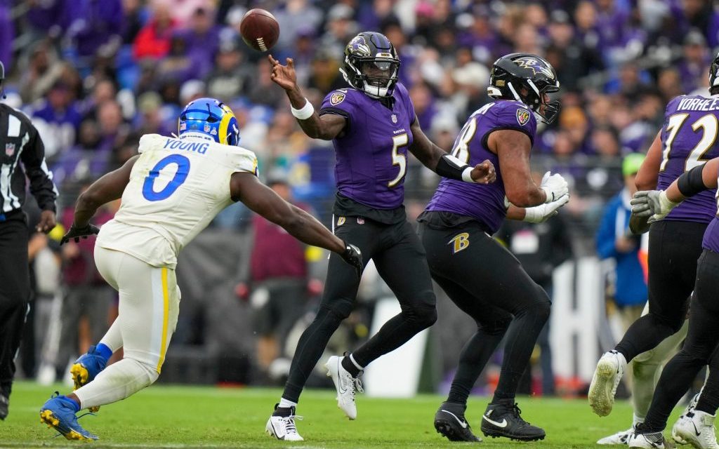 Harbaugh rejects the idea of staff changes as the Ravens stagger into their bye week