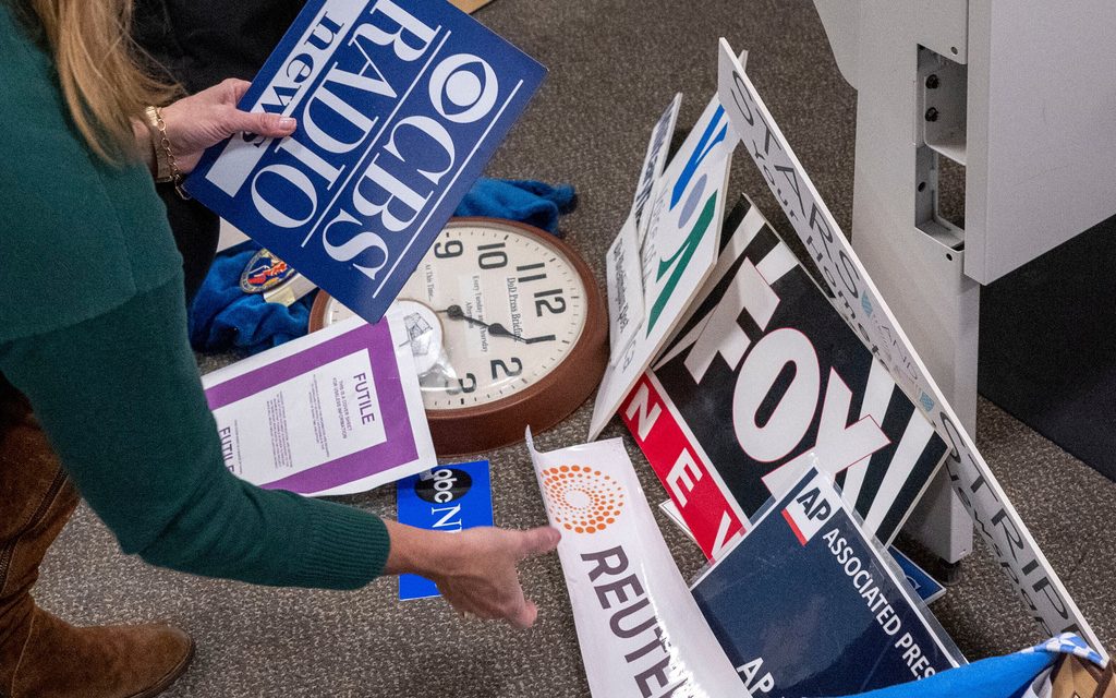 Journalists turn in access badges, exit Pentagon rather than agree to new reporting rules