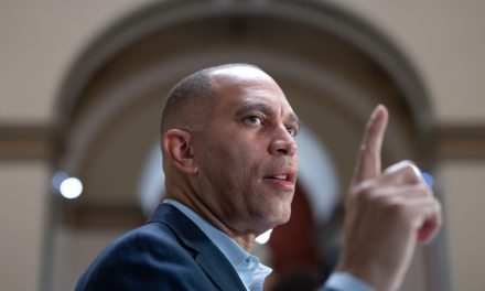 Man pardoned after storming Capitol is charged with threatening to kill Democratic Leader Hakeem Jeffries