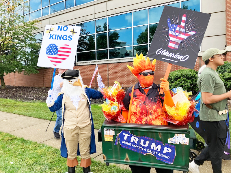 “No Kings! No Quacks!”: Huntsville Rallies for Science and Democracy