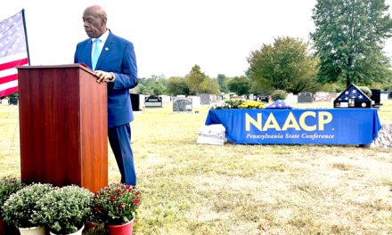 Marsh Honors Six Triple Eight Heroine at Military Grave Dedication