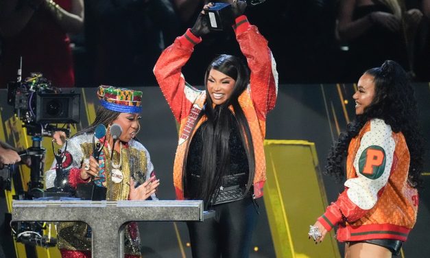 Salt-N-Pepa blaze the stage and Outkast reunites in style at 2025 Rock and Roll Hall of Fame ceremony