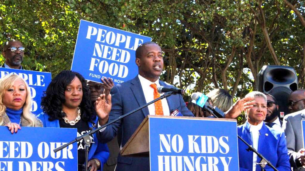 Full Control, Empty Tables: Republicans Rule Washington but Blame Democrats as SNAP Crisis Grows