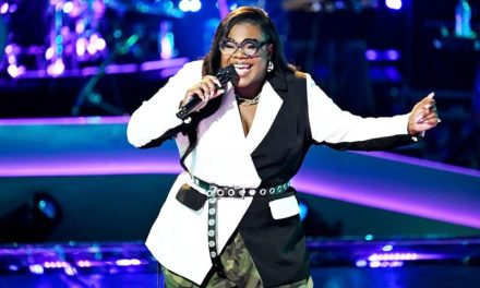 Alabama’s Jazz McKenzie Stuns in “The Voice” Knockouts, Secures Spot in the Playoffs