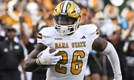 Harris Scores Three Touchdowns as Alabama State Defeats Texas Southern 42–24