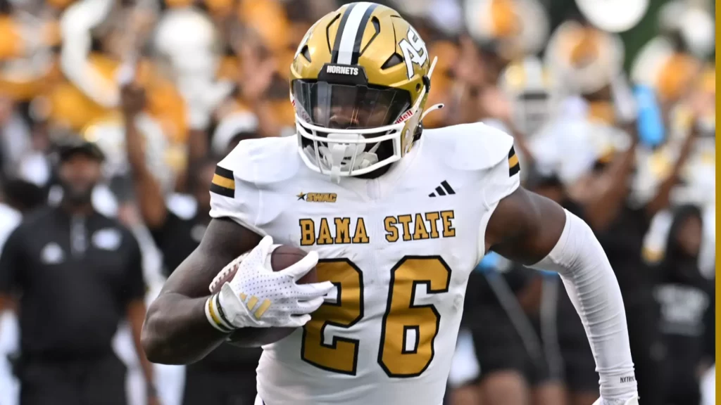 Harris Scores Three Touchdowns as Alabama State Defeats Texas Southern 42–24