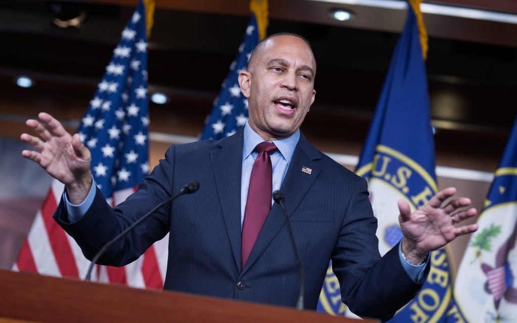 House votes overwhelmingly to pass bill to force release of Epstein files