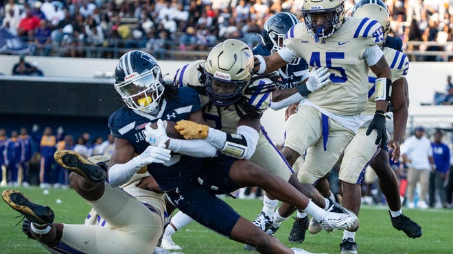Prairie View Stuns Jackson State 23–21 to Claim 2025 SWAC Title