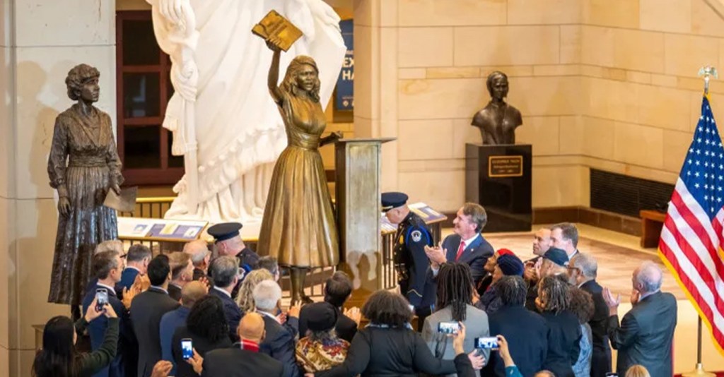 Statue of Barbara Rose Johns, Virginia civil rights activist, replaces Robert E. Lee statue in the U.S. Capitol