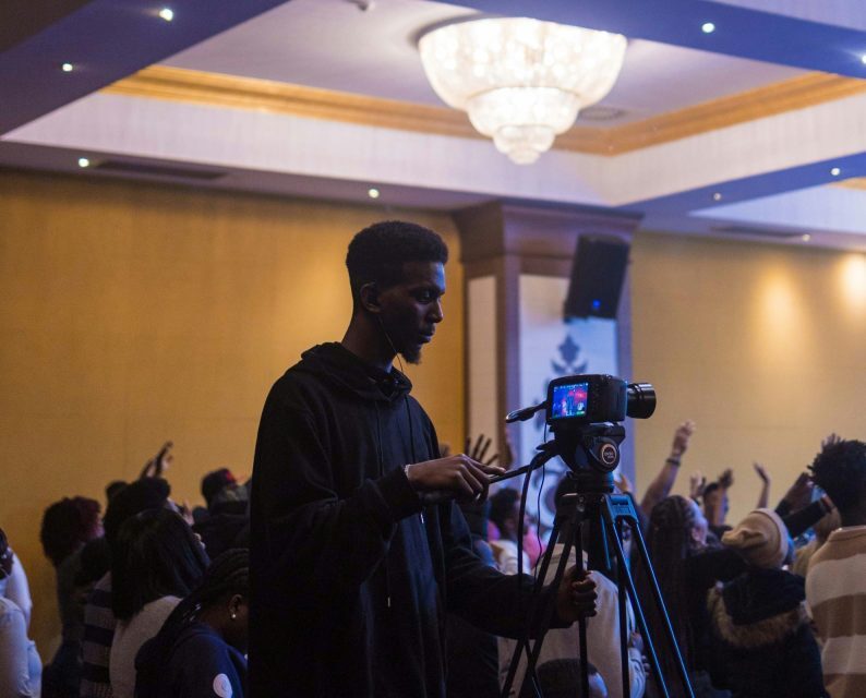Faith without screens? Churches reconsider livestream worship