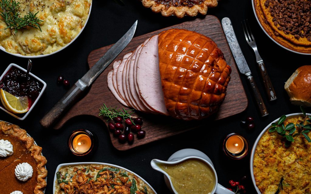 4 smart tips for budget-friendly holiday meals