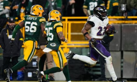 It’s a simple call: Give Henry the ball