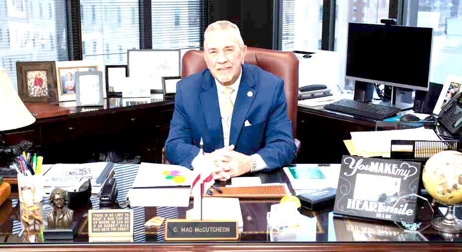 As McCutcheon Retires, Madison County Commission Pushes for Experienced Leadership
