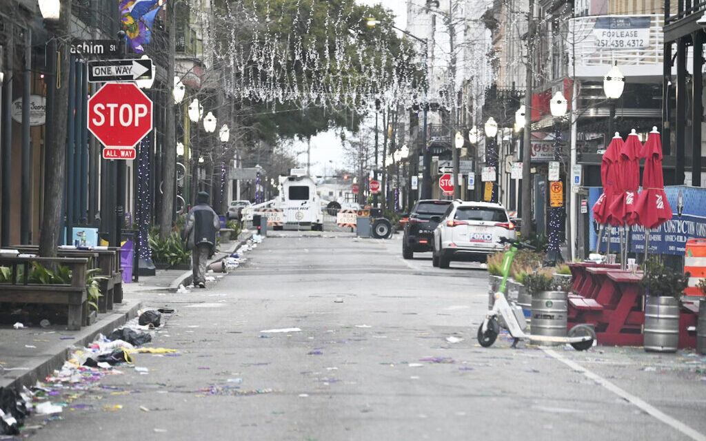 Two Shootings After Mobile Mardi Gras Events Leave 7 Injured, Robbery Suspect Dead