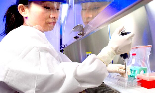 Report Reveals More Than 100 Food Ingredients Entered Market Without FDA Review