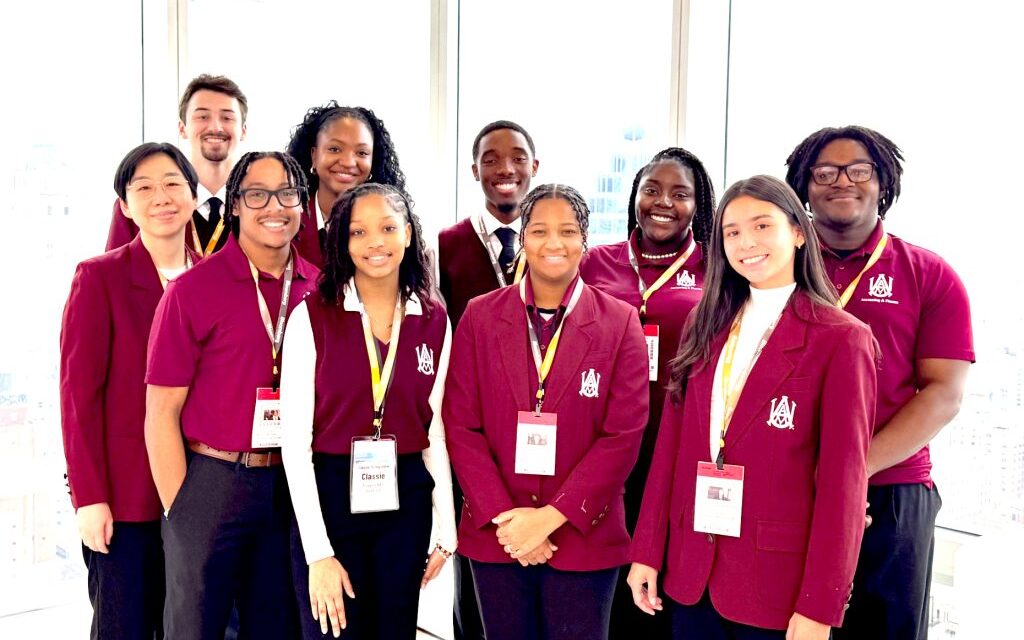 Students Gain Front-Row Access to Wall Street Through Finance Leaders Conference